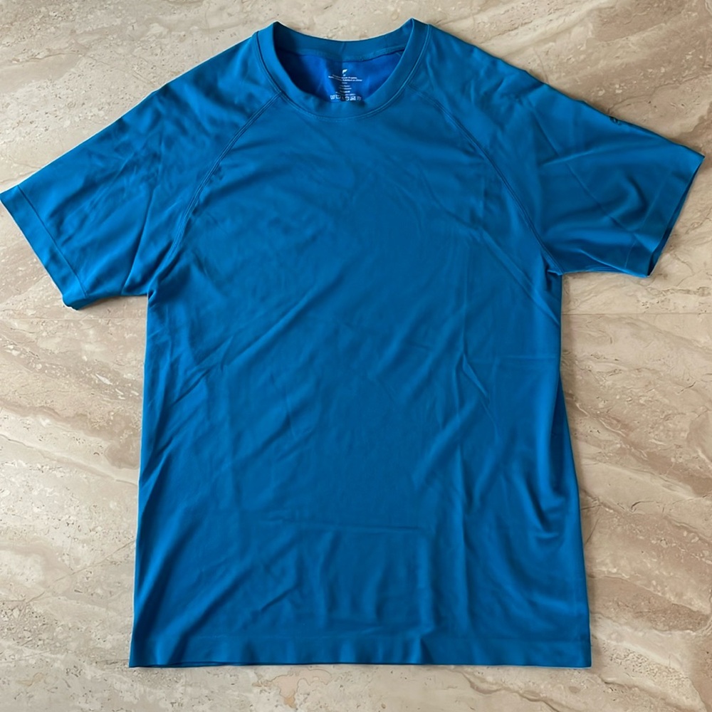 Blue men’s work out tshirt
